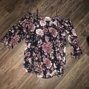 Cold shoulder flower dress.